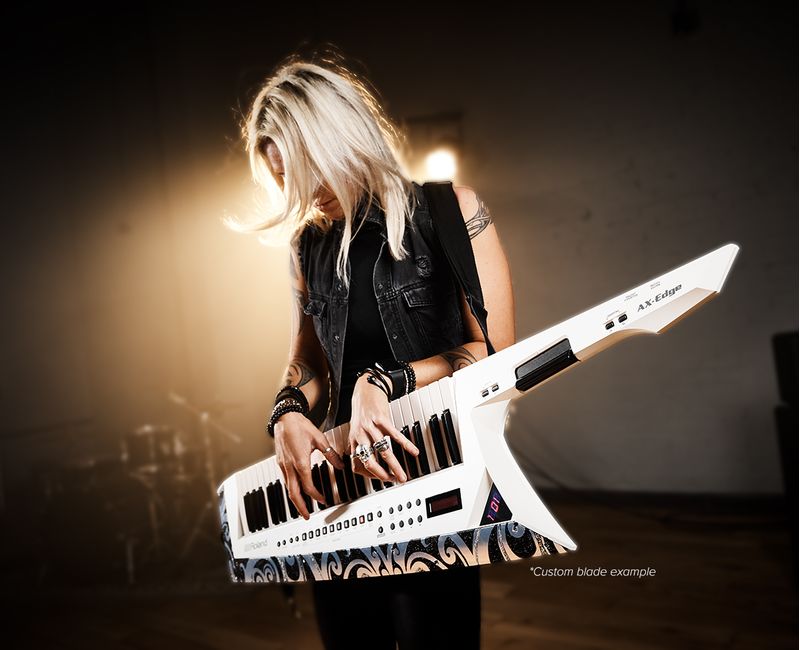 stage_presents_hero